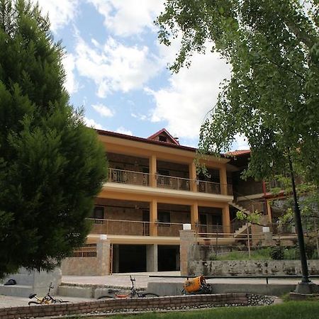 Xenonas Platia Apartment กาโต ลูตรากี ภายนอก รูปภาพ