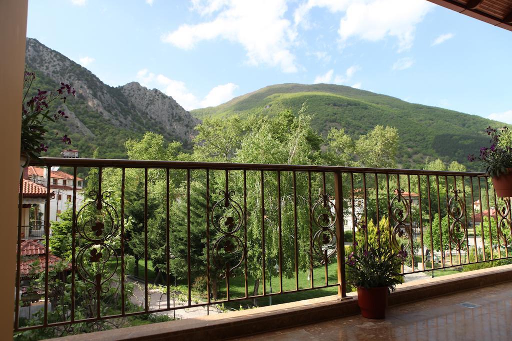 Xenonas Platia Apartment กาโต ลูตรากี ภายนอก รูปภาพ